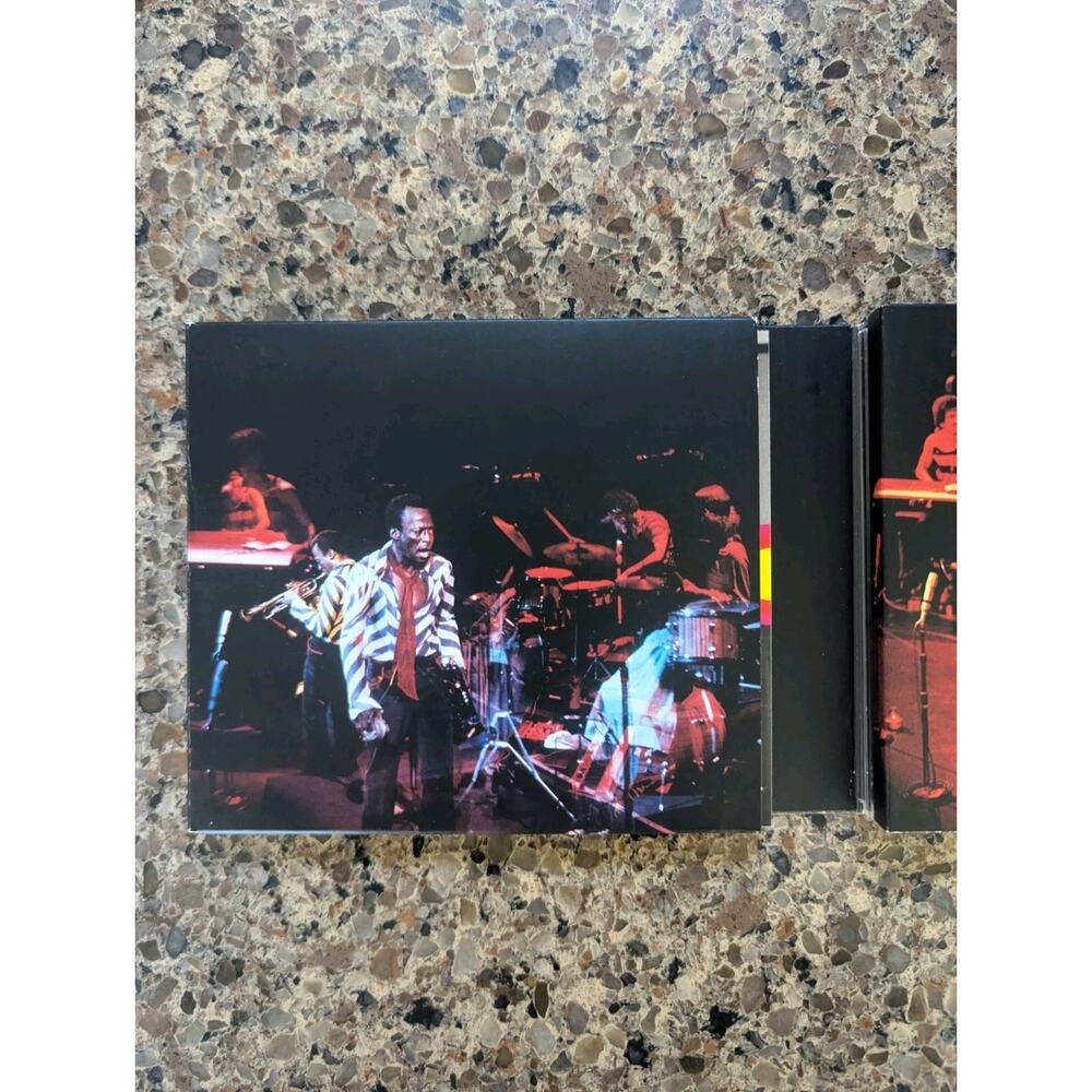 Miles At The Fillmore - Miles Davis 1970: The Bootleg Series Vol. 3 (4 CDs 2014) - Picture 4 of 8